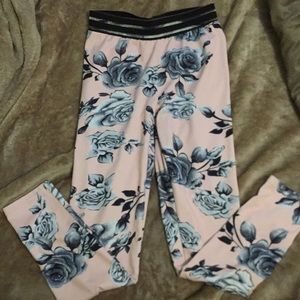 Cute scrunch booty lounge leggings